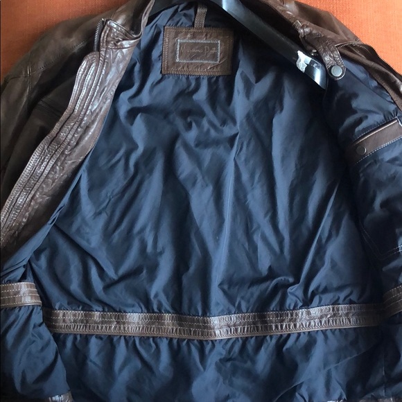 Authentic leather jacket - Massimo Dutti - Picture 3 of 3